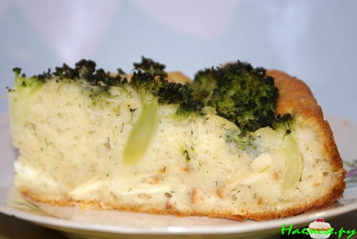 Пирог с брокколи и рисом