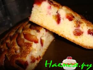 Сырно-сливовый пирог