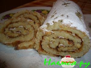 Яблочный рулет