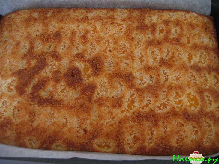 Мандариновый пирог с кокосовой стружкой