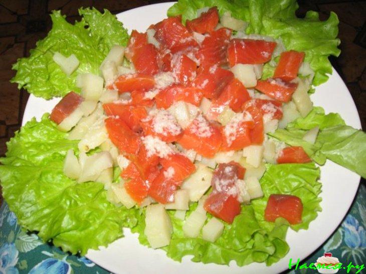 Салат из семги и картофеля Салат из семги и картофеля