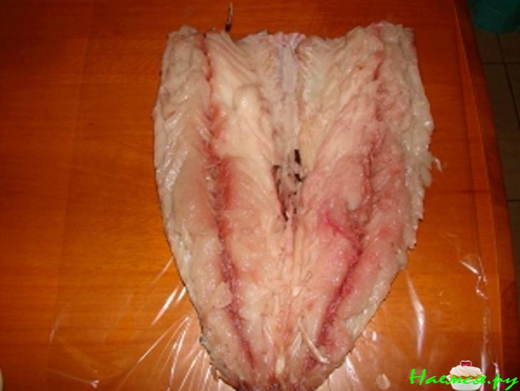 Солёно-мороженый рулетик из скумбрии