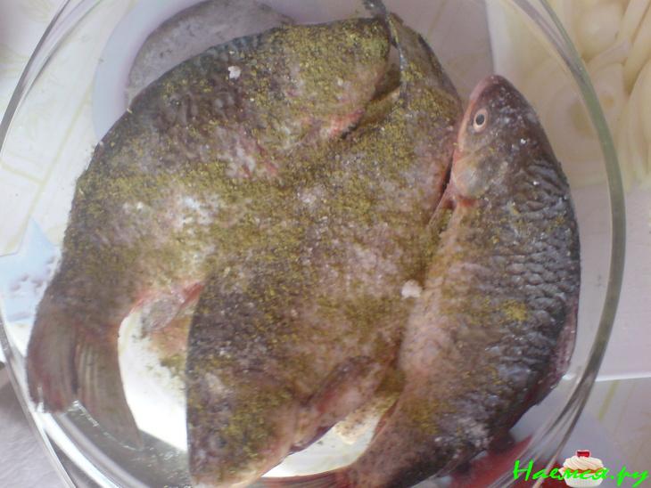 Карасики в сметане