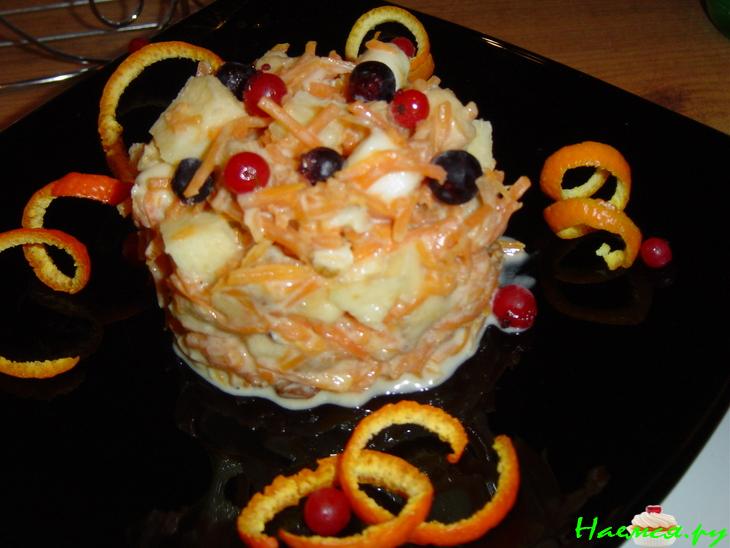 Салат фруктовый "Наслаждение" с медом