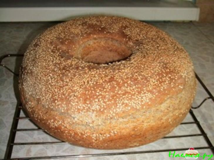 Калач домашний с ржано-пшеничной клетчаткой и кунжутом