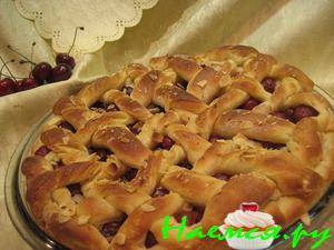 Пирог с вишней