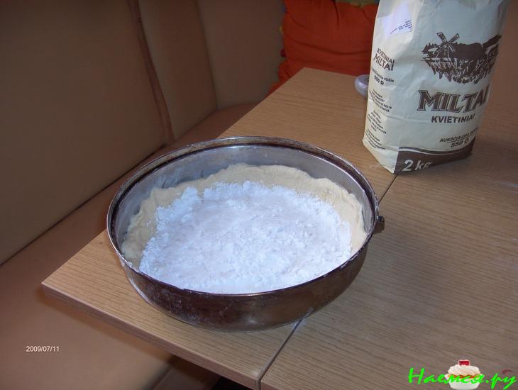 Пирог вишневый 