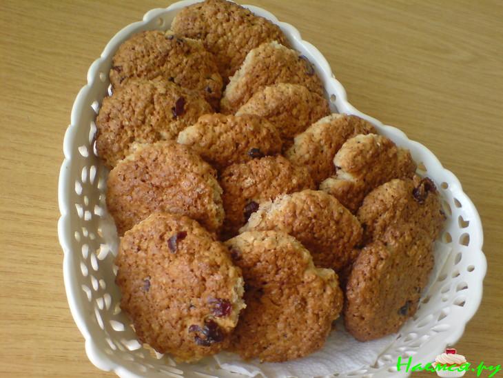 Овсяное печенье с сушеной клюквой Овсяное печенье с сушеной клюквой