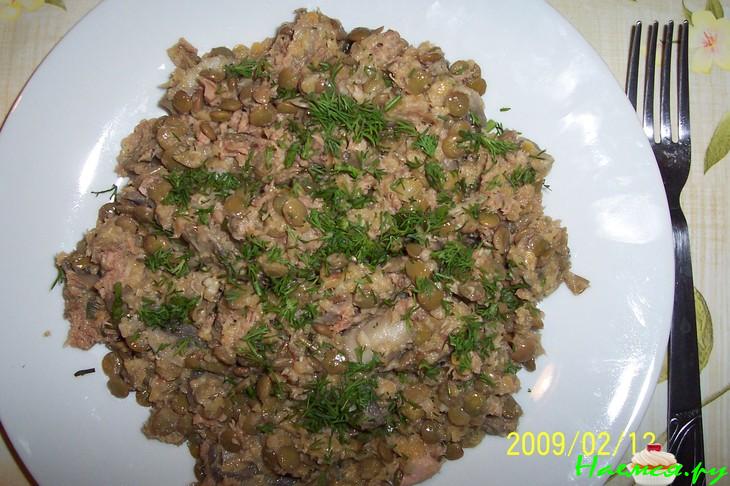 Салат из чечевицы