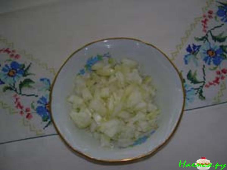 Рыба в соусе с корнишонами