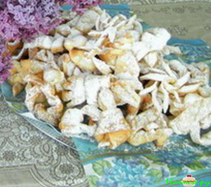 Хворост хрустящий, два варианта