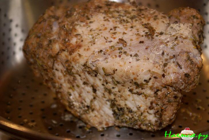 Буженина паровая с французскими травами