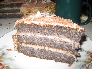 Маковый торт с кремом