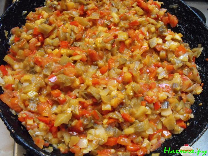 Баклажанная икра с яблоками