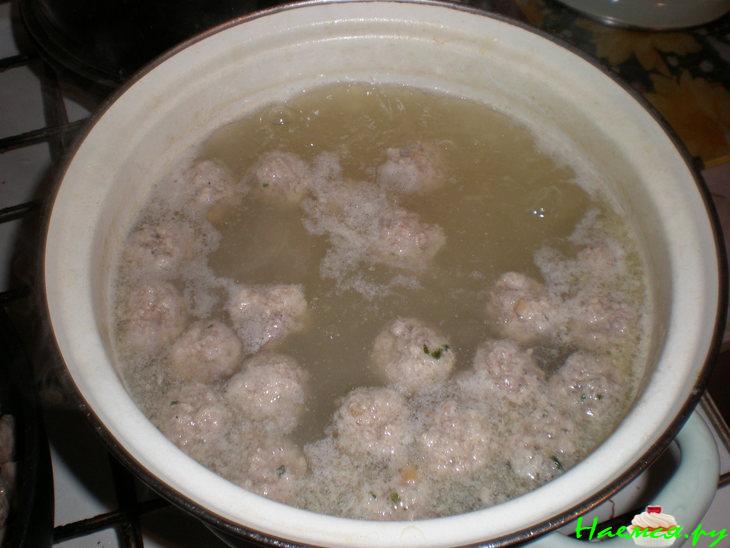 Сырный супчик с фрикадельками и сухариками