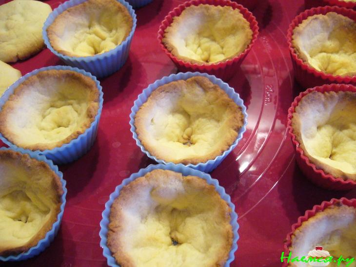 Корзиночки с белковым кремом, как в детстве Корзиночки с белковым кремом, как в детстве