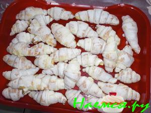 Рогалики дрожжевые на молоке