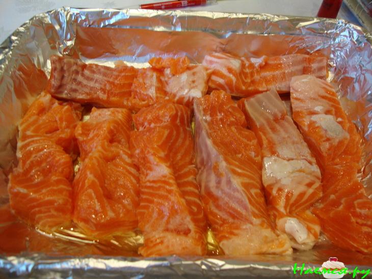 Пикантная форель с грибами,мятой и имбирно-лимонным соусом Пикантная форель с грибами,мятой и имбирно-лимонным соусом