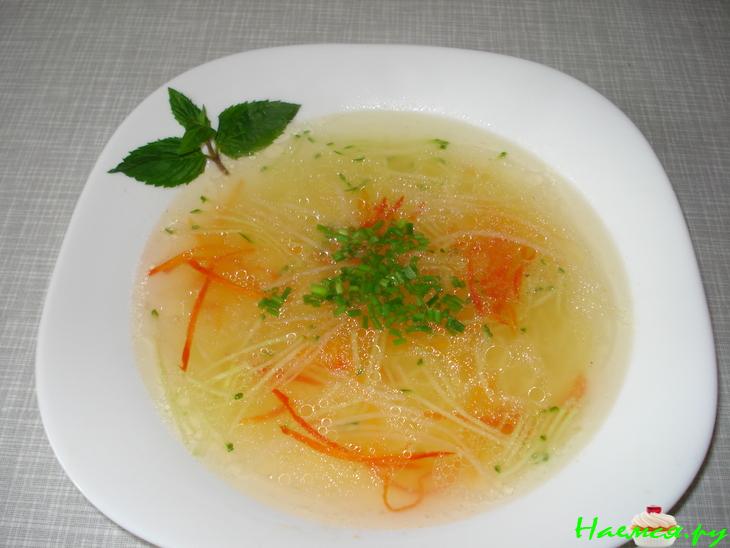 Суп лапша с овощами