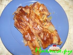 Яблочный пирог с виноградом