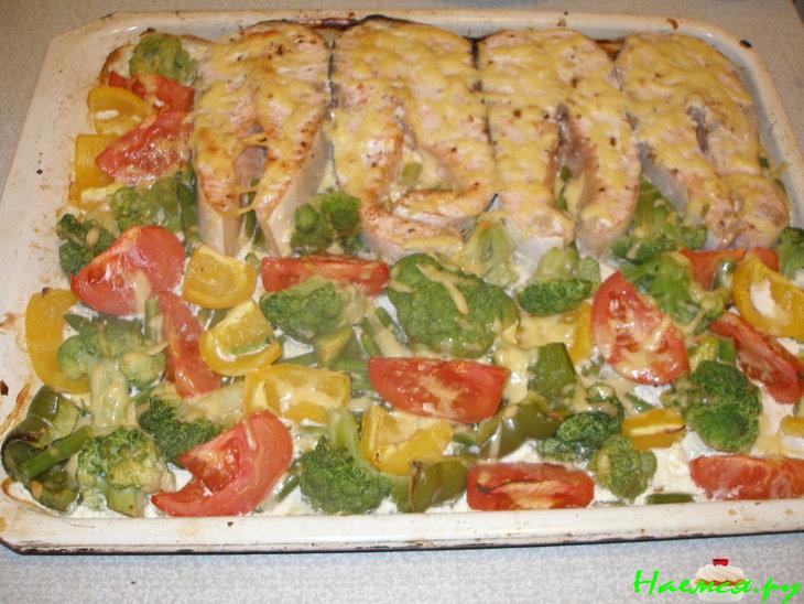 Семга с овощным гарниром сразу Семга с овощным гарниром сразу