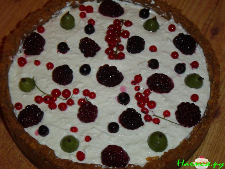 Чизкейк с летними ягодами