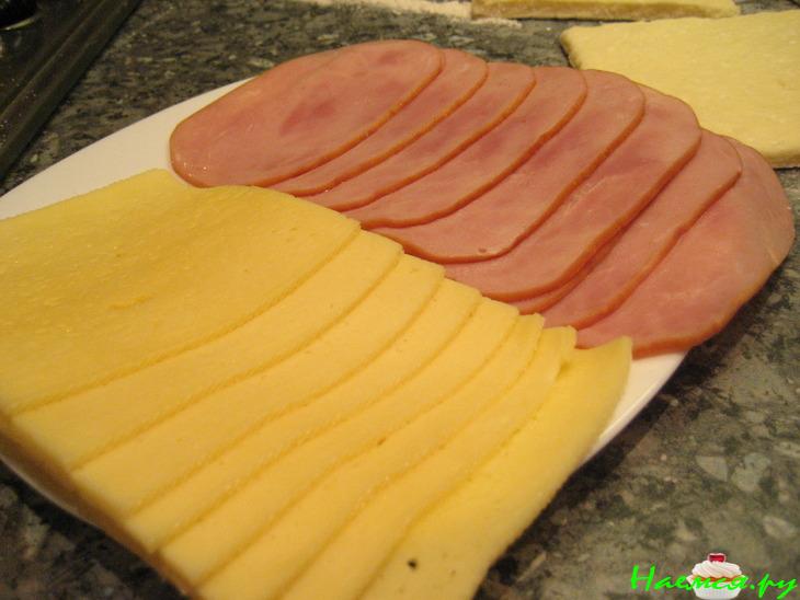 Рогалики с ветчиной и сыром Рогалики с ветчиной и сыром