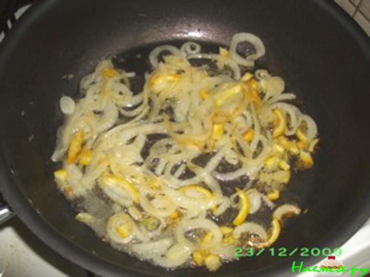 Соте из баклажанов с дайконом