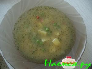 Индийский суп из картофеля с горошком