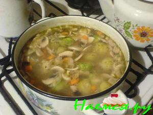 Супчик овощной с шампиньонами