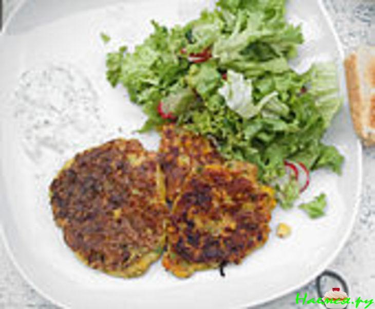 Оладьи из кукурузы и овощей на завтрак Оладьи из кукурузы и овощей на завтрак