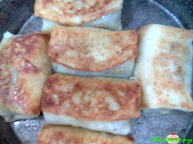 Блинчики с мясом и орешками