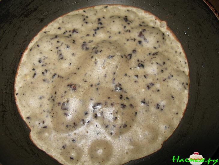 Блины из теста с вареньем