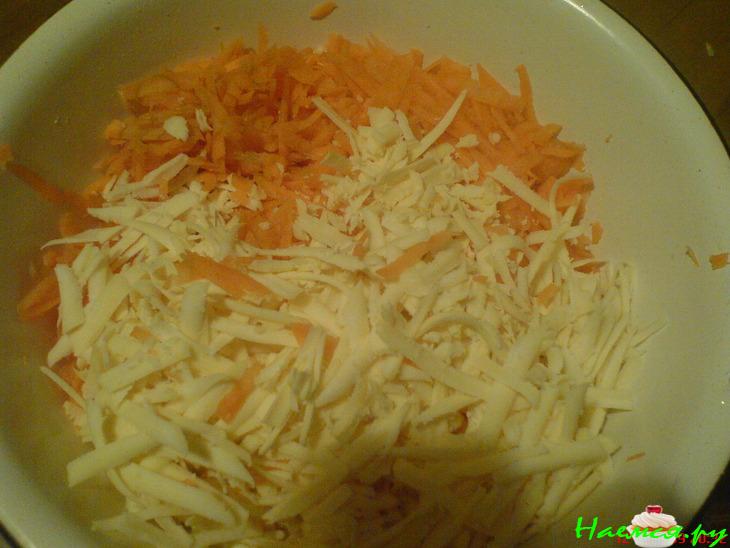 Морковно-сырные оладьи