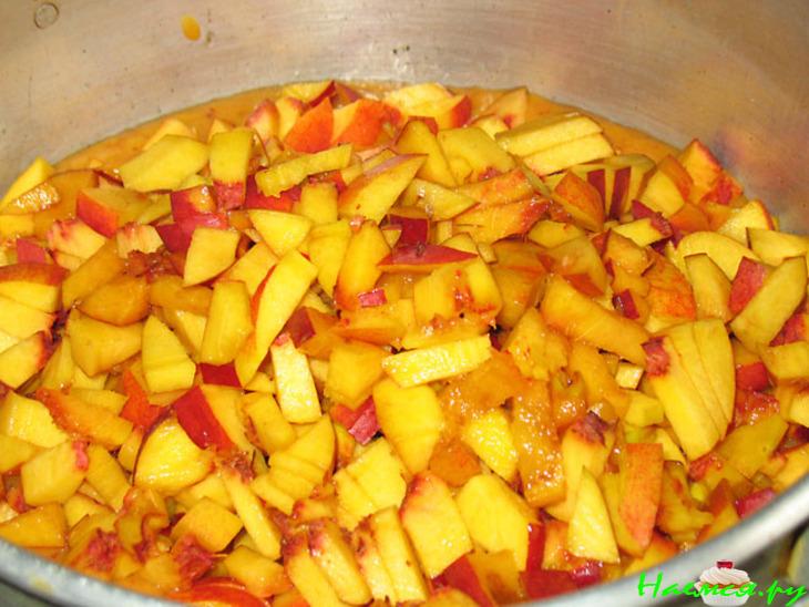 Нектариновое варенье с кофе и ванилью