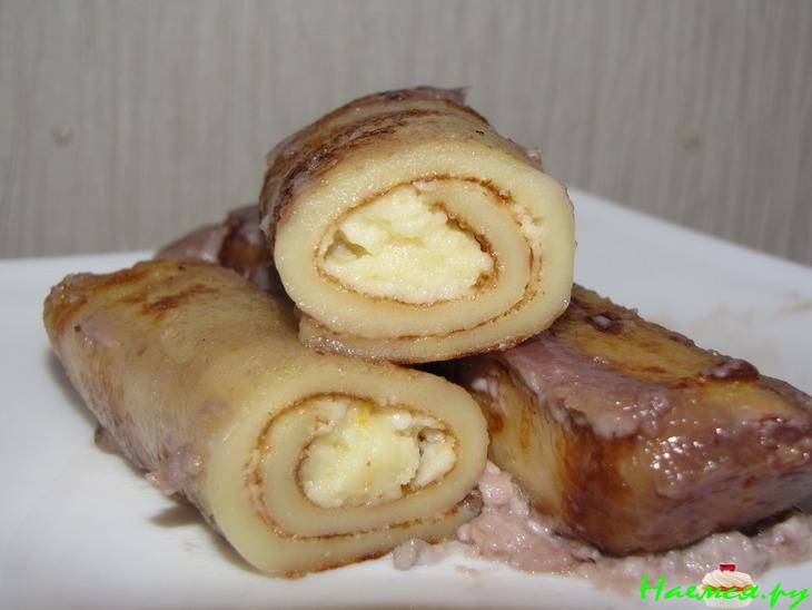 Блинчики с творогом запеченные под сливочным соусом