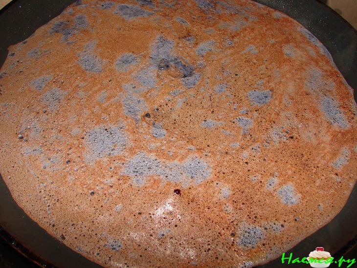 Тоненькие черничные блины с корицей Тоненькие черничные блины с корицей