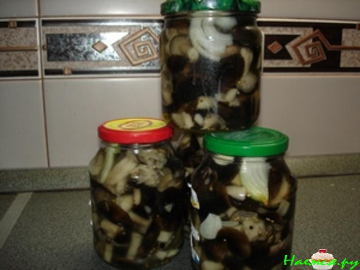Маринованные грибы в кисло-сладкой заливке Маринованные грибы в кисло-сладкой заливке