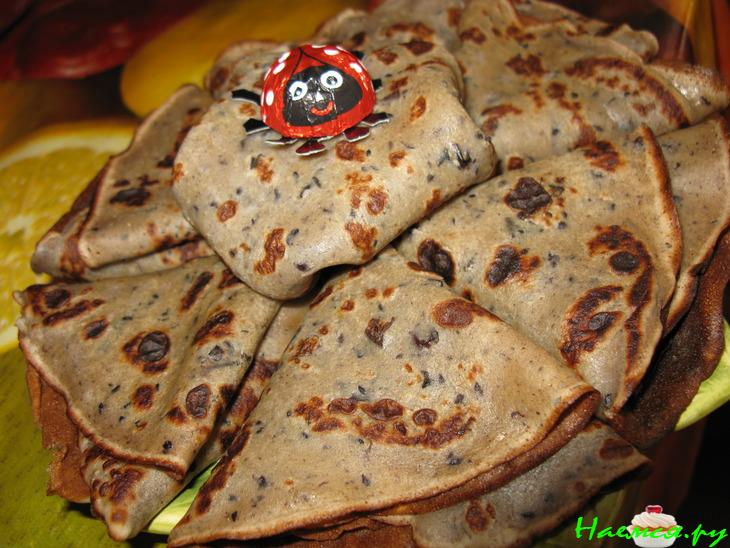 Блины из теста с вареньем