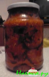 Баклажаны в соусе из красного перца