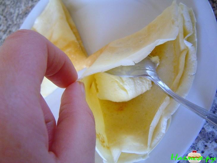 Palatschinken хорватский блинный десерт с мороженым и шоколадным соусом