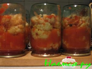 Цветная капуста в томатном соке