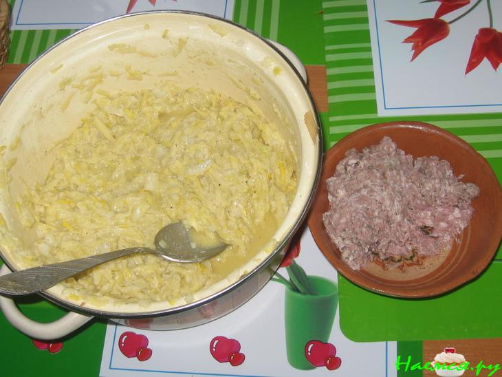 Вариант овощных блинчиков с мясом