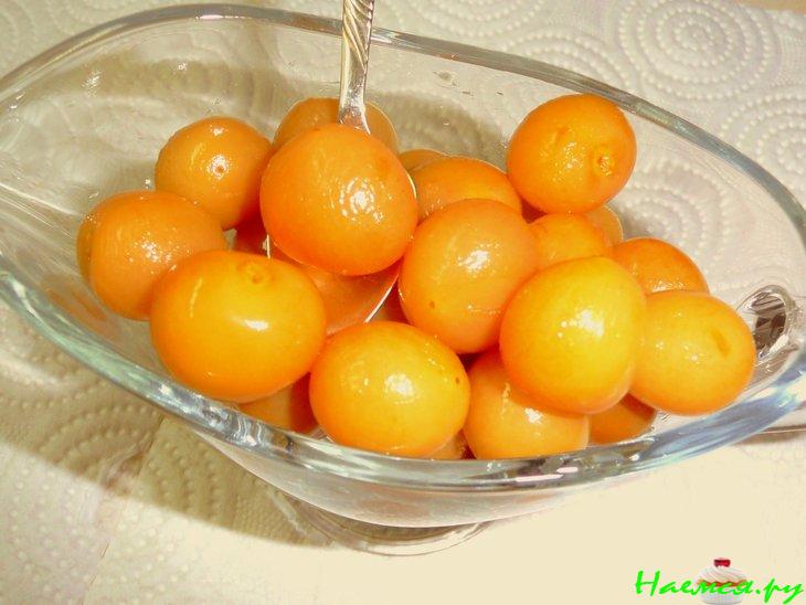 Жёлтые черешни