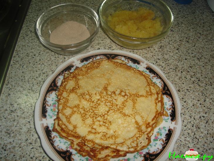 Блинчики с яблоком и корицей Блинчики с яблоком и корицей