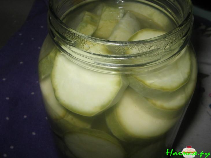 Кабачки маринованные по-болгарски