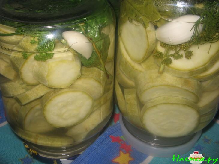 Кабачки маринованные по-болгарски