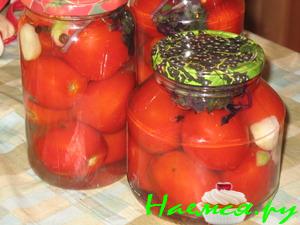 Помидоры с базиликом