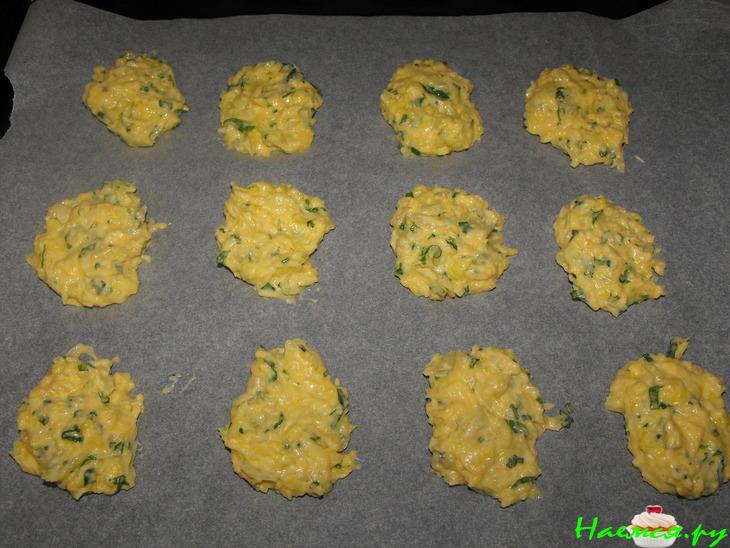 Капустные оладьи с сыром