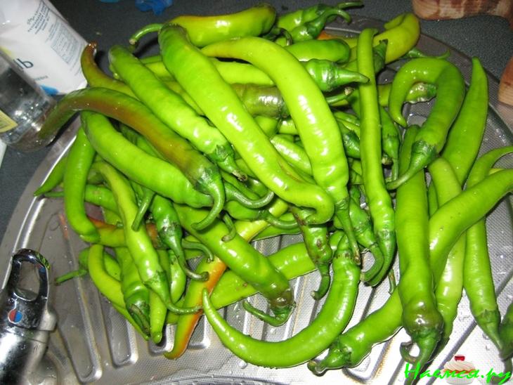 Готовимся к зиме. Горький перец в томате 